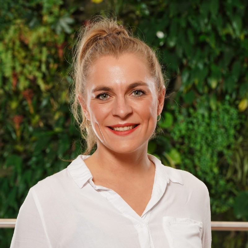 Lächelndes Porträt
      von Inka Storm